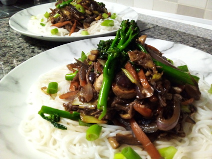 Pulled Pork Stir Fry, eat well on universal credit