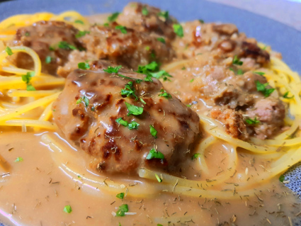 Svenska Kottbullar - Swedish Meatballs recipe, eat well on universal credit